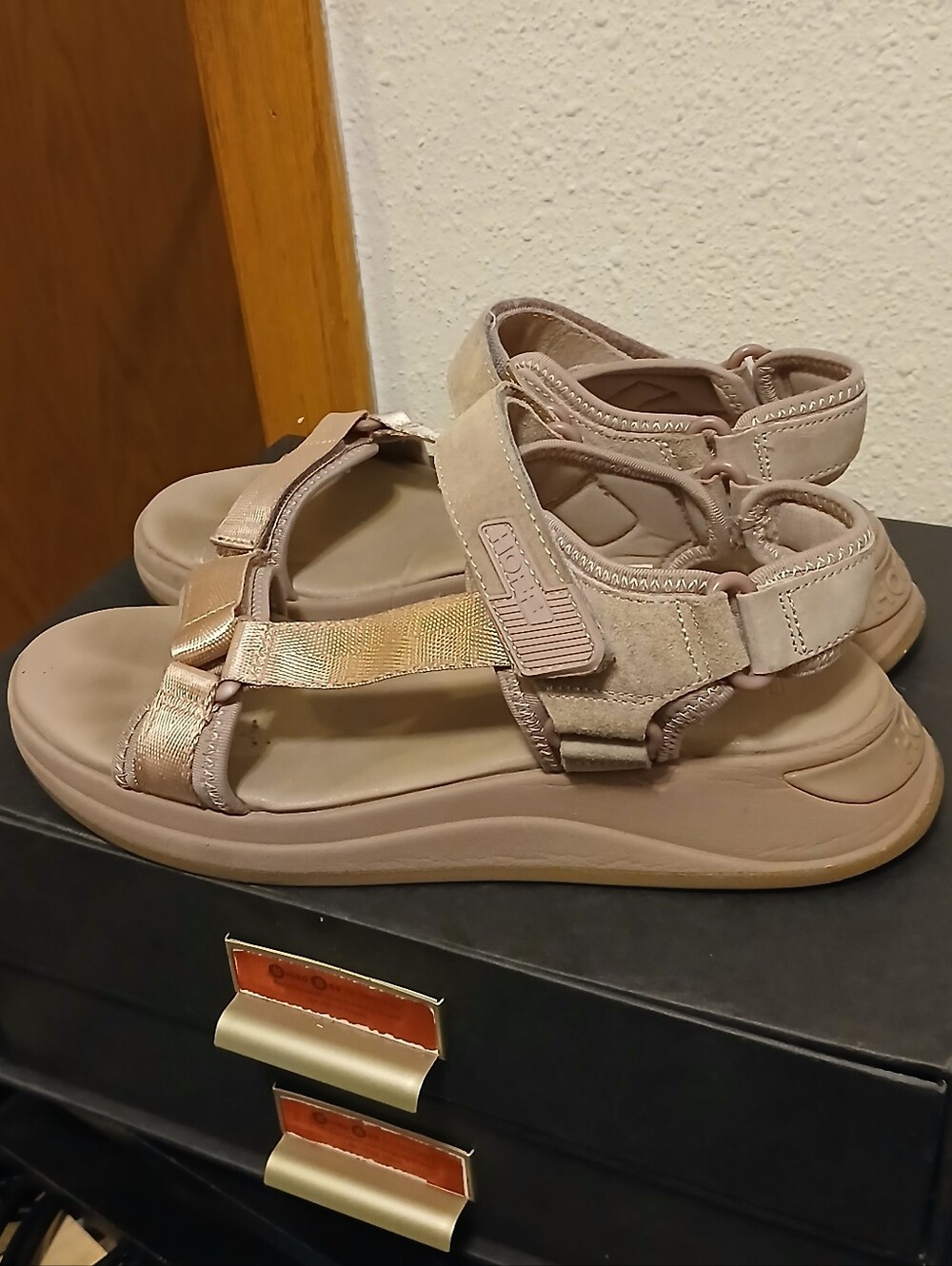 THE HOFF BRAND Pink Taupe Sporty Platform Sandals Size 8 (EU 39)